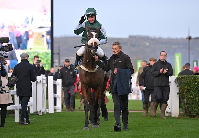 OWNER JANET DAVIES CELEBRATES 100TH WINNER AS MINELLA MISSILE SPRINGS 22-1 GRADE TWO SURPRISE