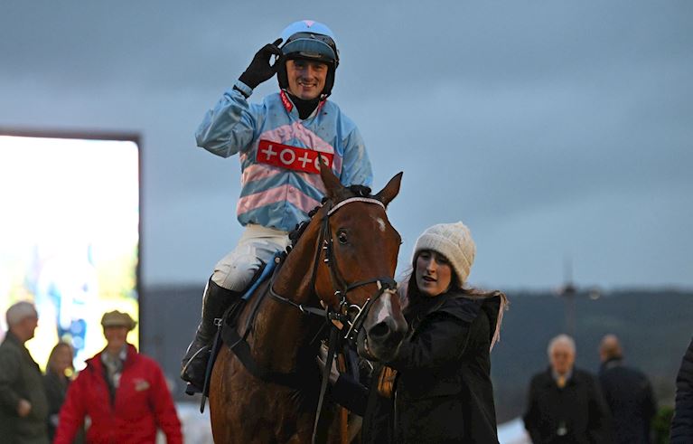 THE NOVEMBER MEETING ENDS WITH FIRST COURSE SUCCESS FOR TRAINER BEN BROOKHOUSE IN LISTED BUMPER COUR