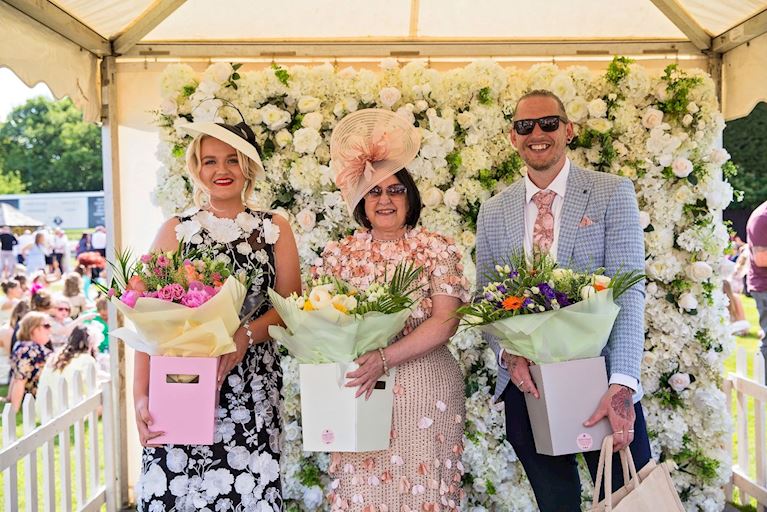 LADIES DAY STYLE AWARDS AT NOTTINGHAM RACECOURSE