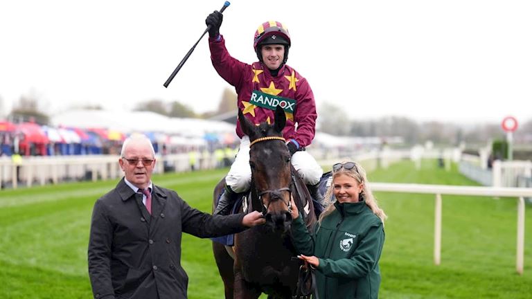 GRADE ONE SUCCESS FOR KOKTAIL DIVIN IN WILLIAM HILL MANIFESTO NOVICES’ CHASE
