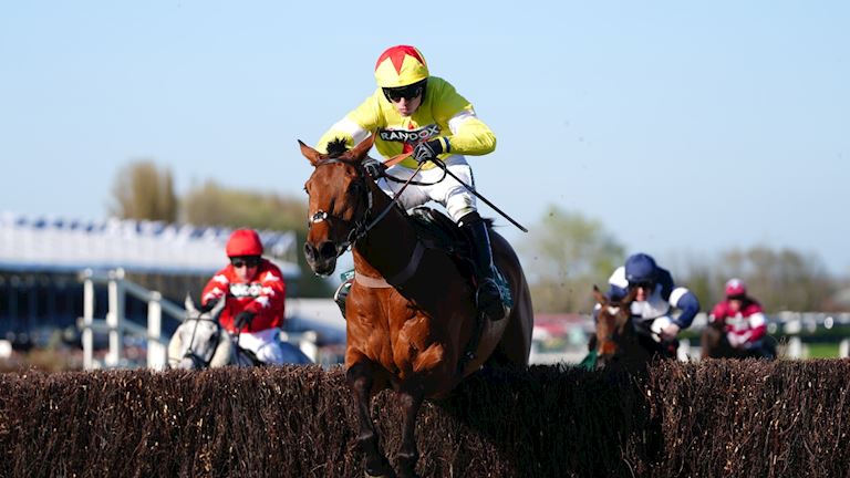 G1 ROSCONN GROUP MAGHULL NOVICES’ CHASE GOES TO KALIF DU BERLAIS 