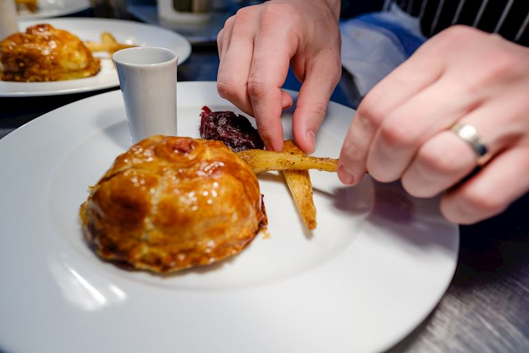 Chez Roux 83.jpg