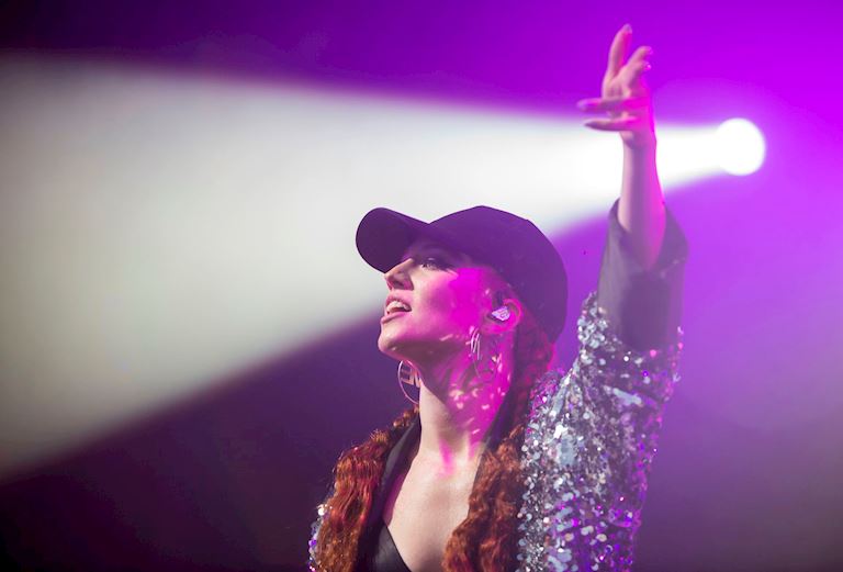Jess Glynne