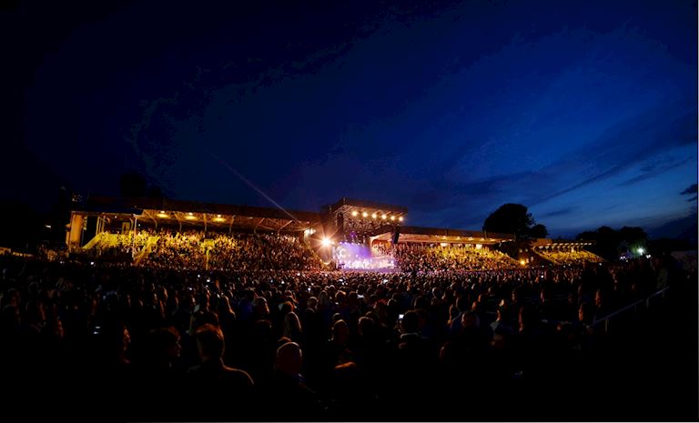 Newmarket Racecourses