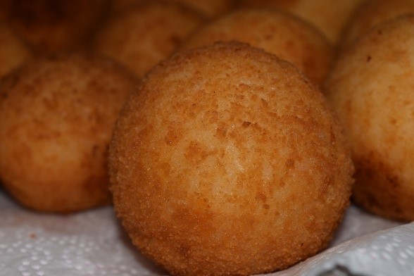 Roasted chestnut & brie arancini balls