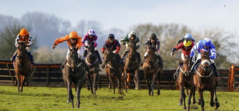 WINCANTON RACEDAY ROUND-UP