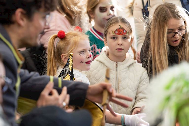 Aintree_Family_Halloween (2).jpg