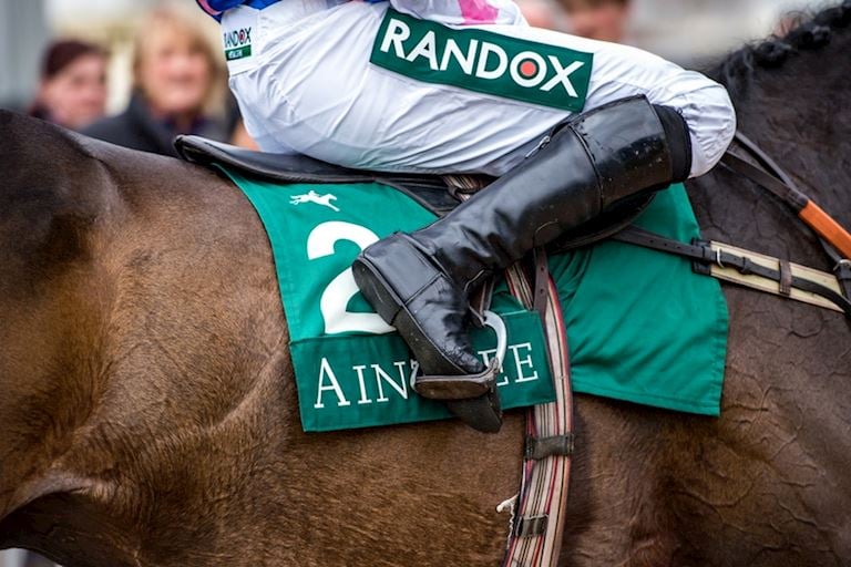 AINTREE_NEWS_RANDOX_SPONSOR_BECHER-cHASE.jpg