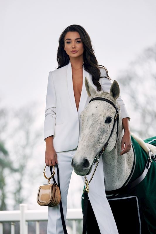 AmyJackson_2019LadiesDayAmbassador_Rand-oxHealthGrantNational_Announcement_Horsestanding.jpg