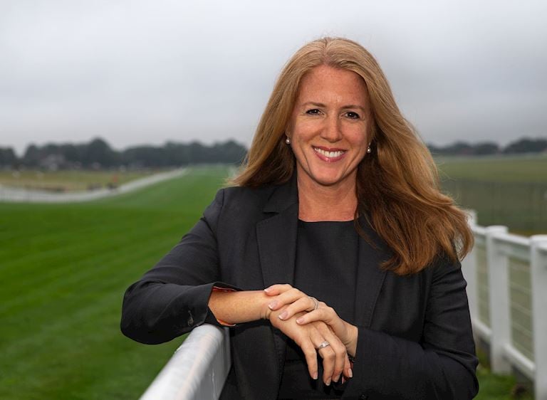 Delia Bushell-min.jpg