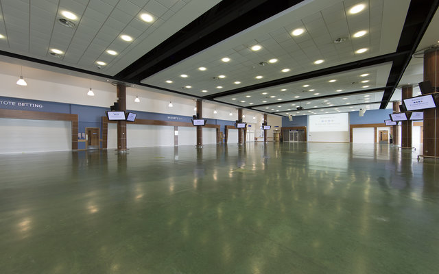 oaks-hall2-640x400.jpg