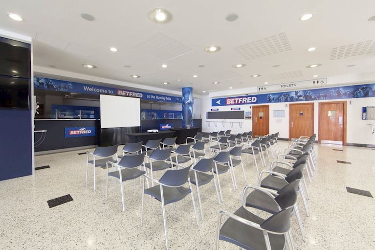 Newmarket-Exhibition-Hall_2.jpg