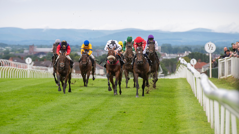 Andersons Feel Good Friday Raceday