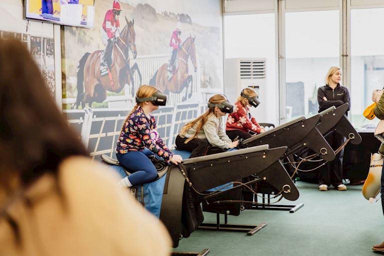 Cheltenham NYD equicisers.jpg