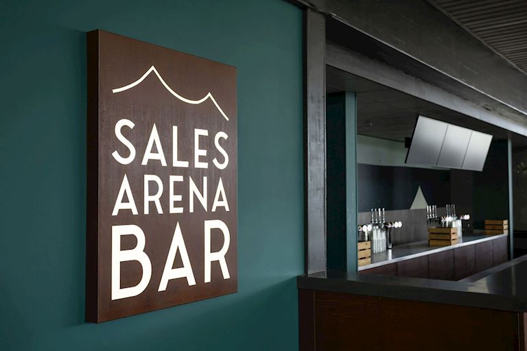 Sales Arena Bar