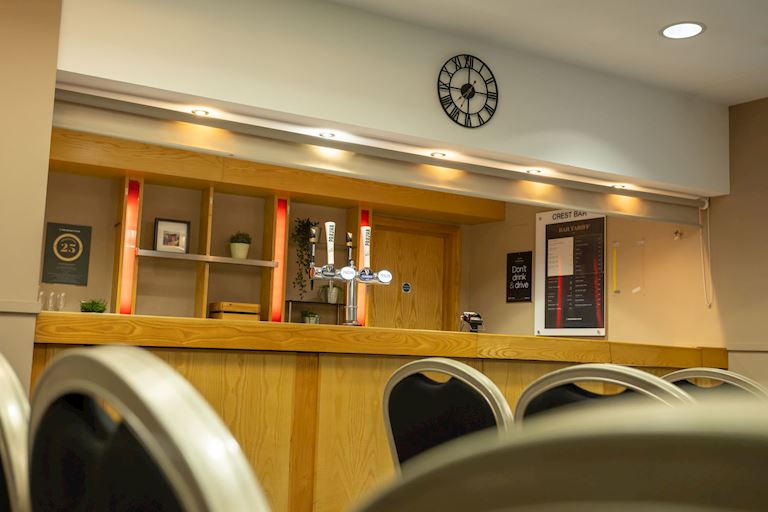Crest Bar 