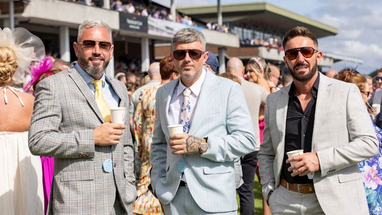 LadiesDay_Haydock (3) (1).jpg