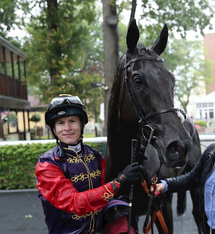 Haydock Park history maker Richard Kingscote received special royal approval when partnering Queen’s