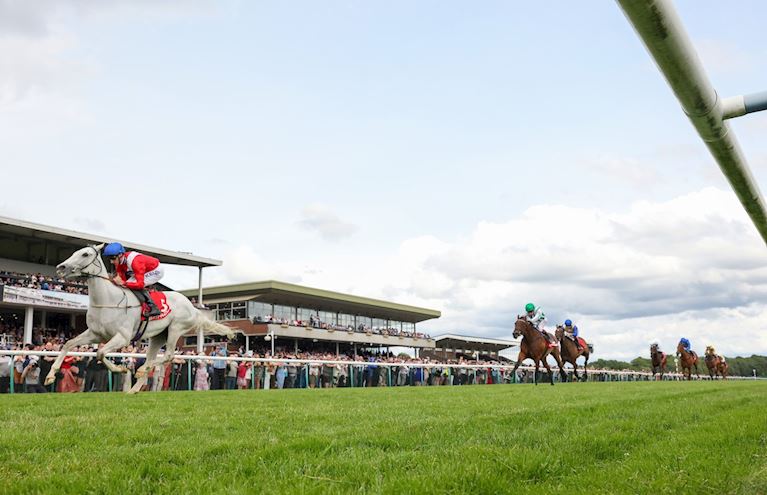ESTRANGE SET FOR HAYDOCK PARK RETURN AS SHE BIDS TO CONTINUE HER UPWARD CURVE IN SATURDAY’S GROUP TW