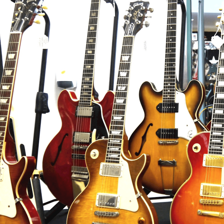 DualContent_GuitarShow (1) (1).png
