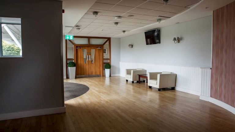 Kempton - Reception Area (1).jpg