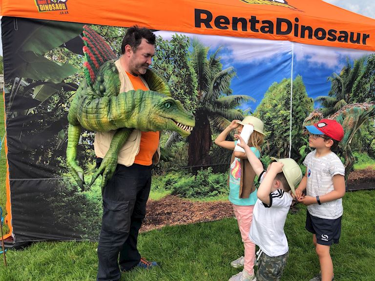 Role play & the Spinosaurus.jpg