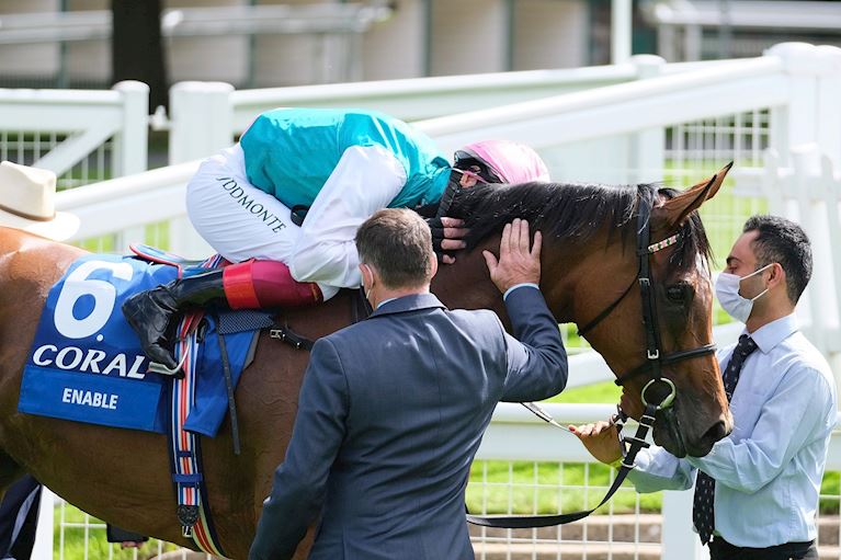 Enable Dettori kiss.jpg