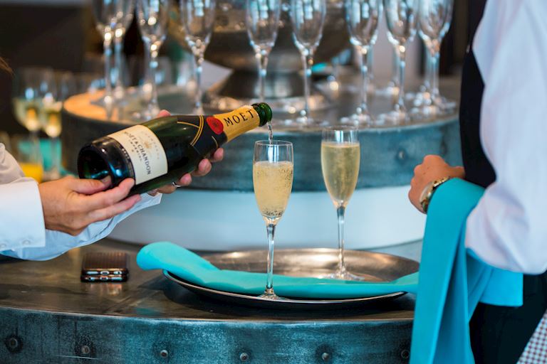 Champagne_Reception.jpg